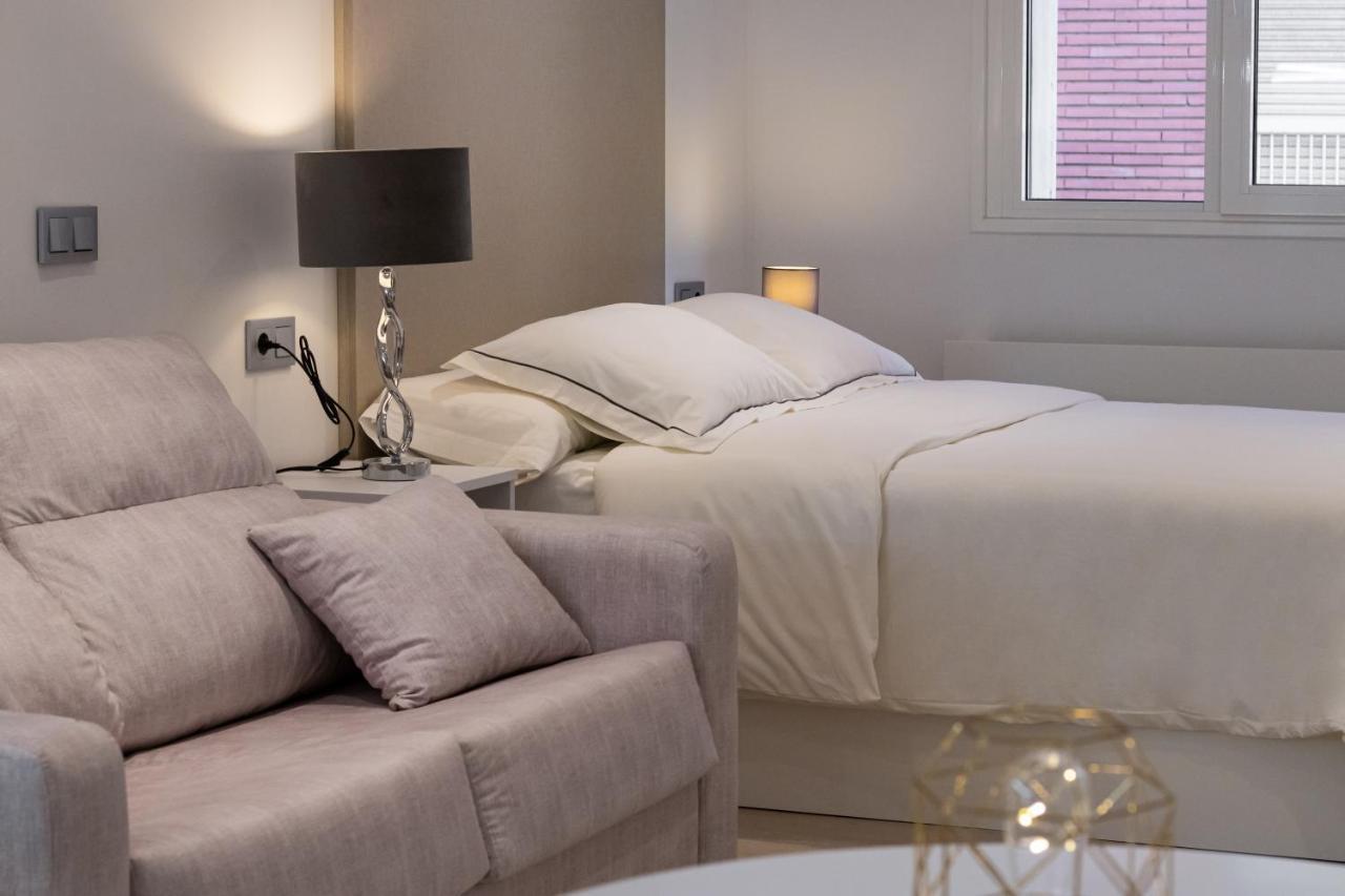 Apartamentos Palacio De Yolanda Zamora Bagian luar foto